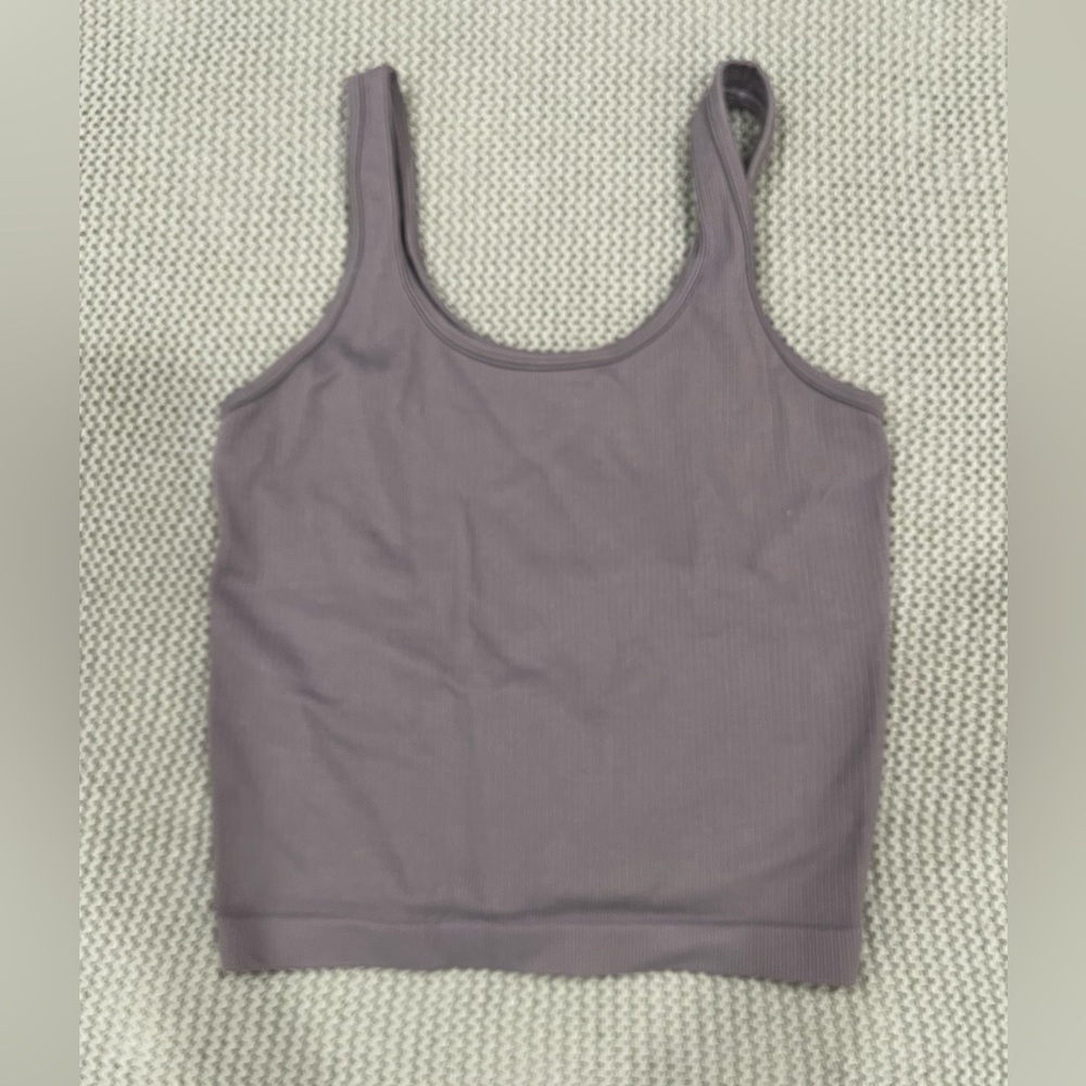 LIKE NEW Spandex Purple Tank Top Ribbed